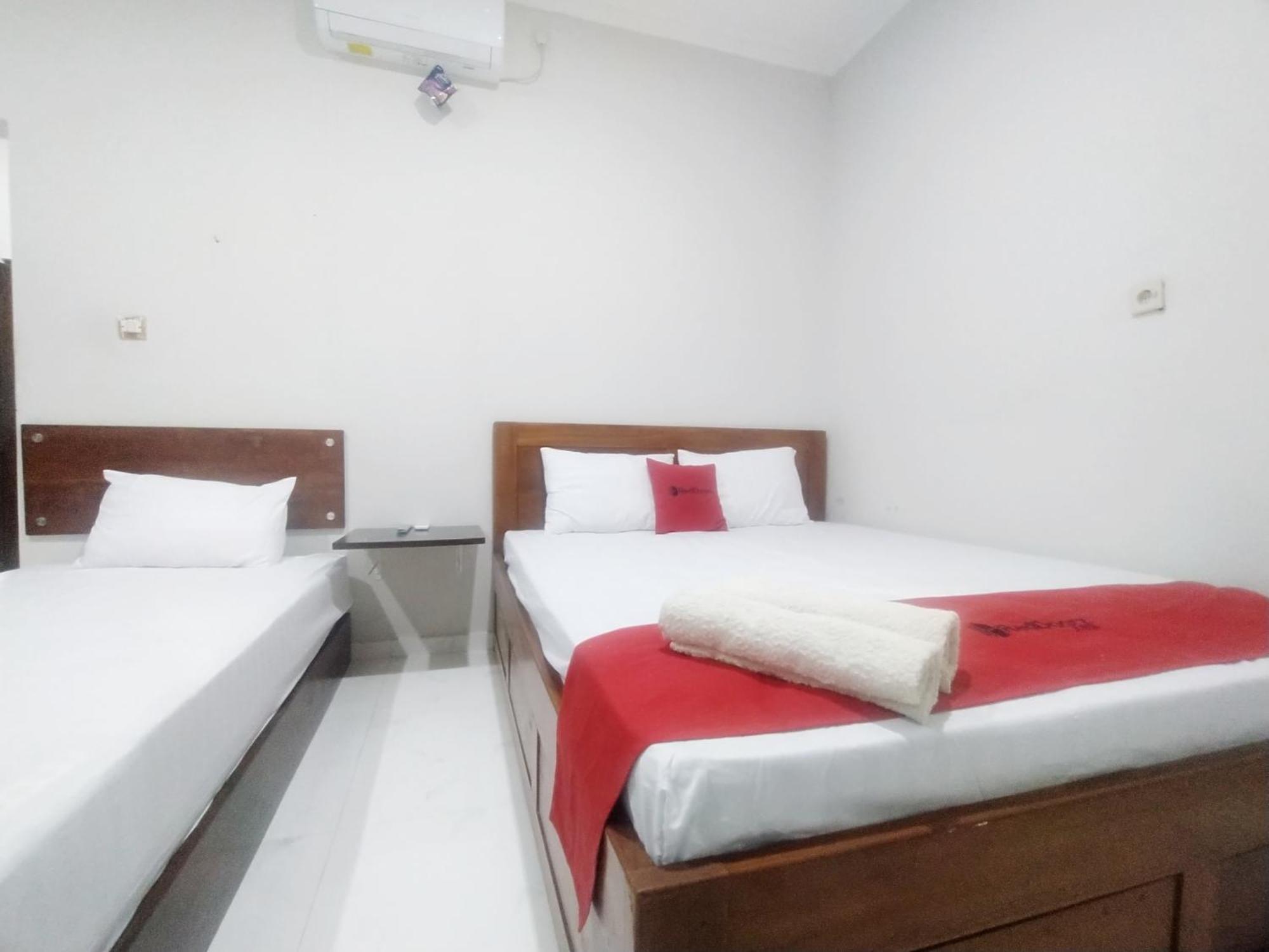 Reddoorz Syariah Near Stasiun Purwokerto酒店 外观 照片