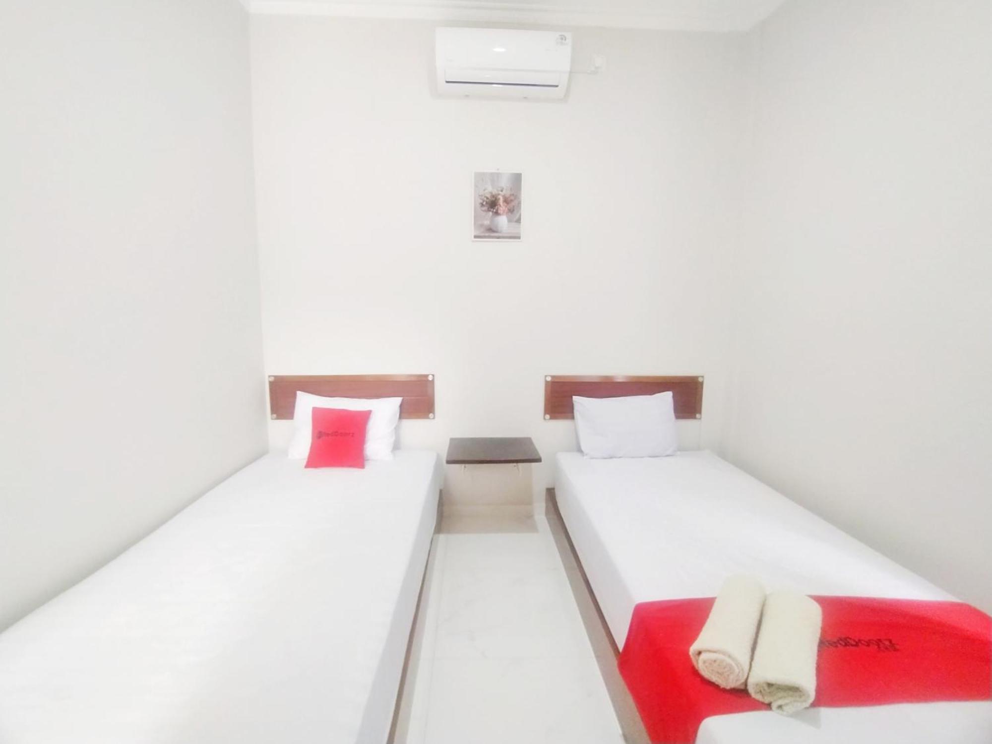 Reddoorz Syariah Near Stasiun Purwokerto酒店 外观 照片