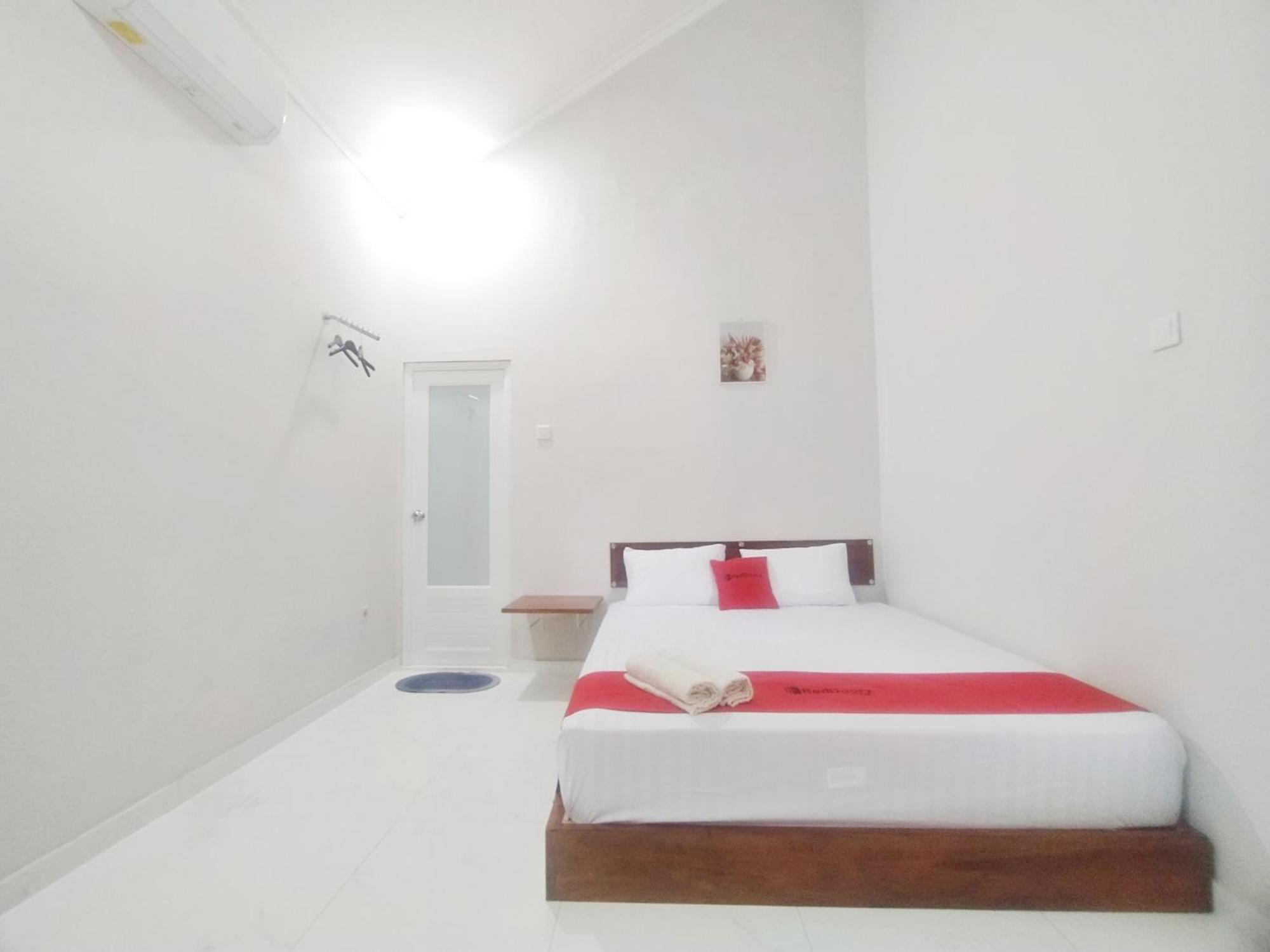 Reddoorz Syariah Near Stasiun Purwokerto酒店 外观 照片